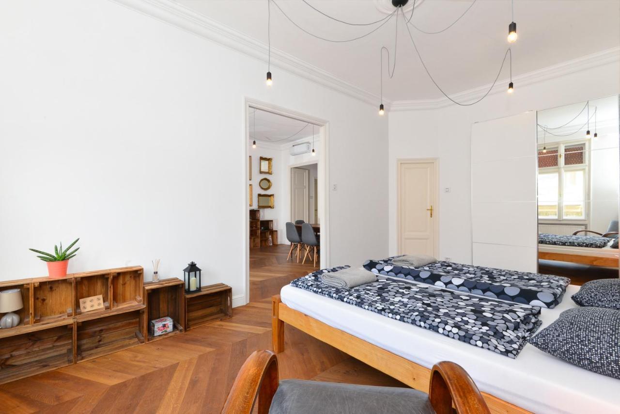 Daylight Apartment, The Best Location Budapest Esterno foto