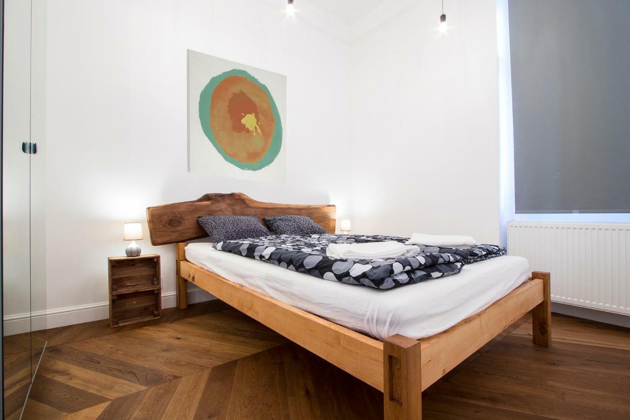 Daylight Apartment, The Best Location Budapest Esterno foto